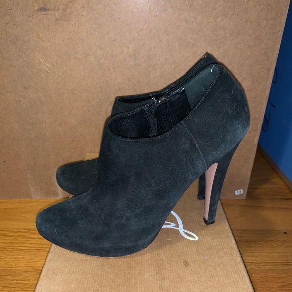 Prada Suede Booties with hidden platform sz 35 - Picture 3 of 6